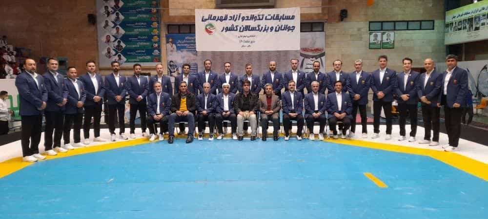 قضاوت داوران هیات تکواندو استان اردبیل در رقابت های قهرمانی آزاد کشور  